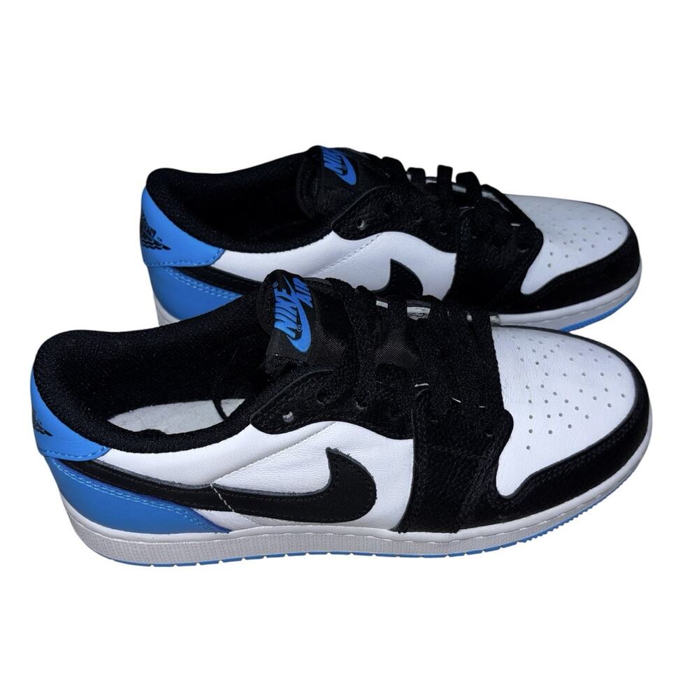 Air Jordan 1 Retro Low Top Sneakers Boys Size 5.5 UNC Color Way Black And Blue